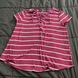 Festive shirt size large maroon strips